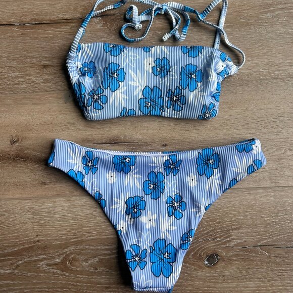 Shein Bikini size small Blue Floral - Picture 1 of 3